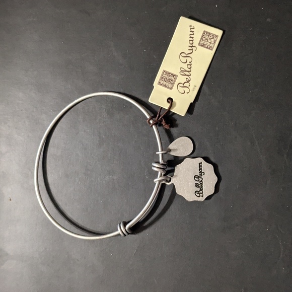 BELLA Ryann Silver Tone Initial Letter Y Expandable Statement Bracelet - Picture 3 of 4